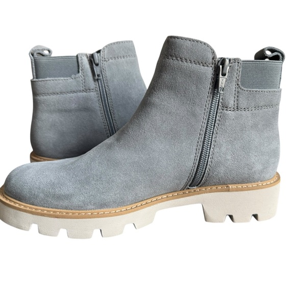 White Mountain Glassie Lug Sole Chelsea Ankle Boots blue unworn suede leather 8 - Picture 2 of 10